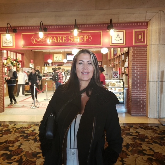 Meet your Posher, Lindsey - Picture 3 of 8